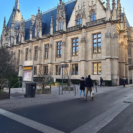 Rouen Hyper Centre Ville Palais De Justice Zewnętrze zdjęcie